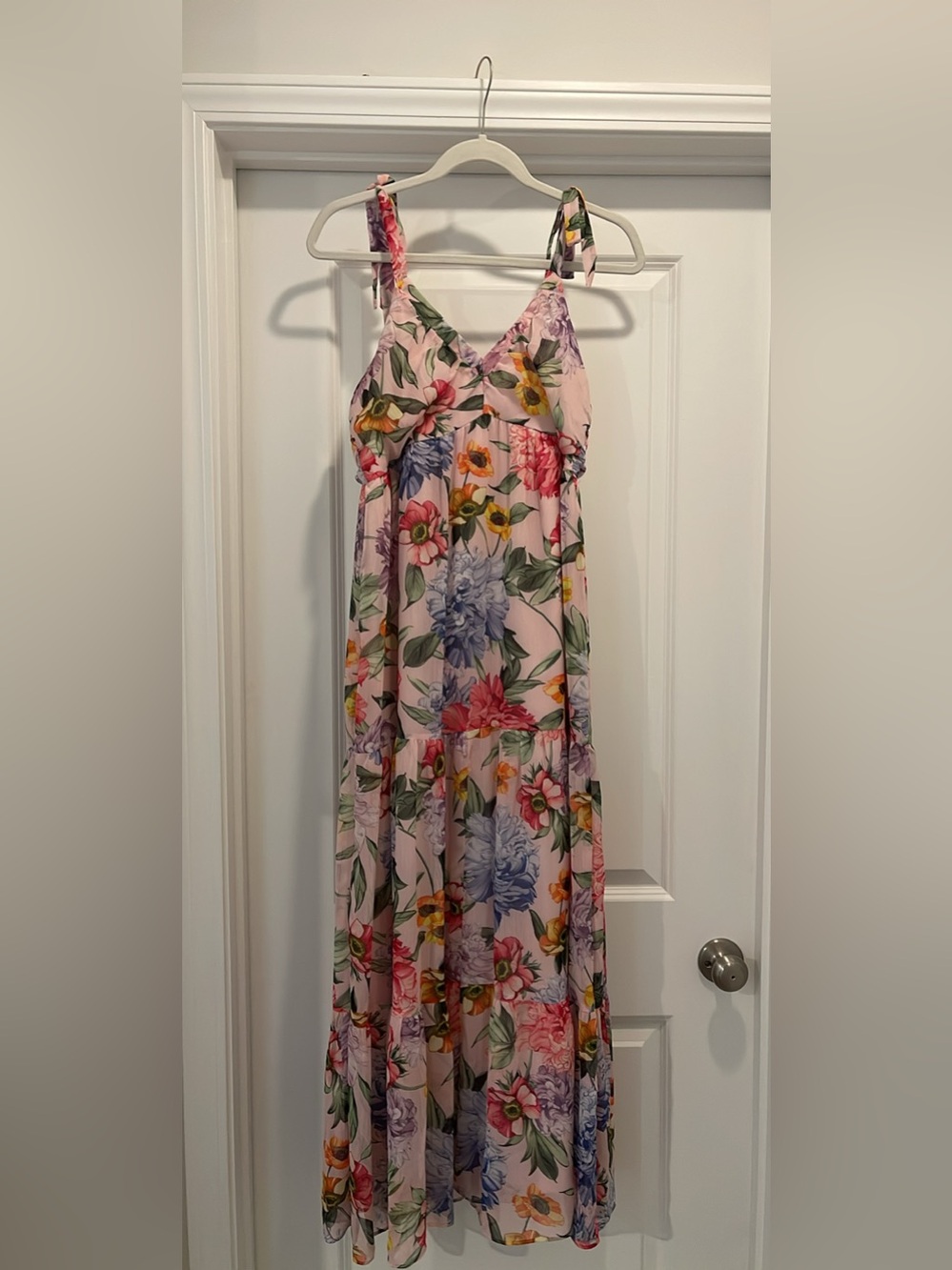 EUC Express Floral Pink Maxi Dress with Tie Straps, med